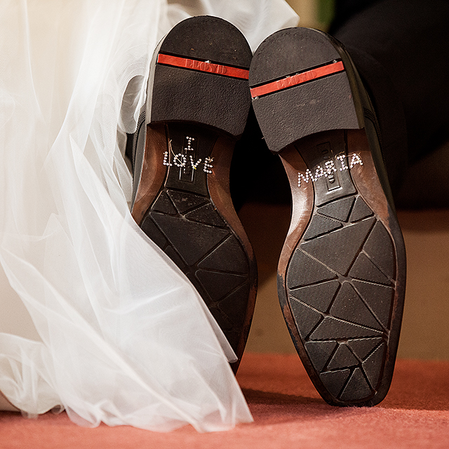 Bruden hadde preparert brudgommens sko